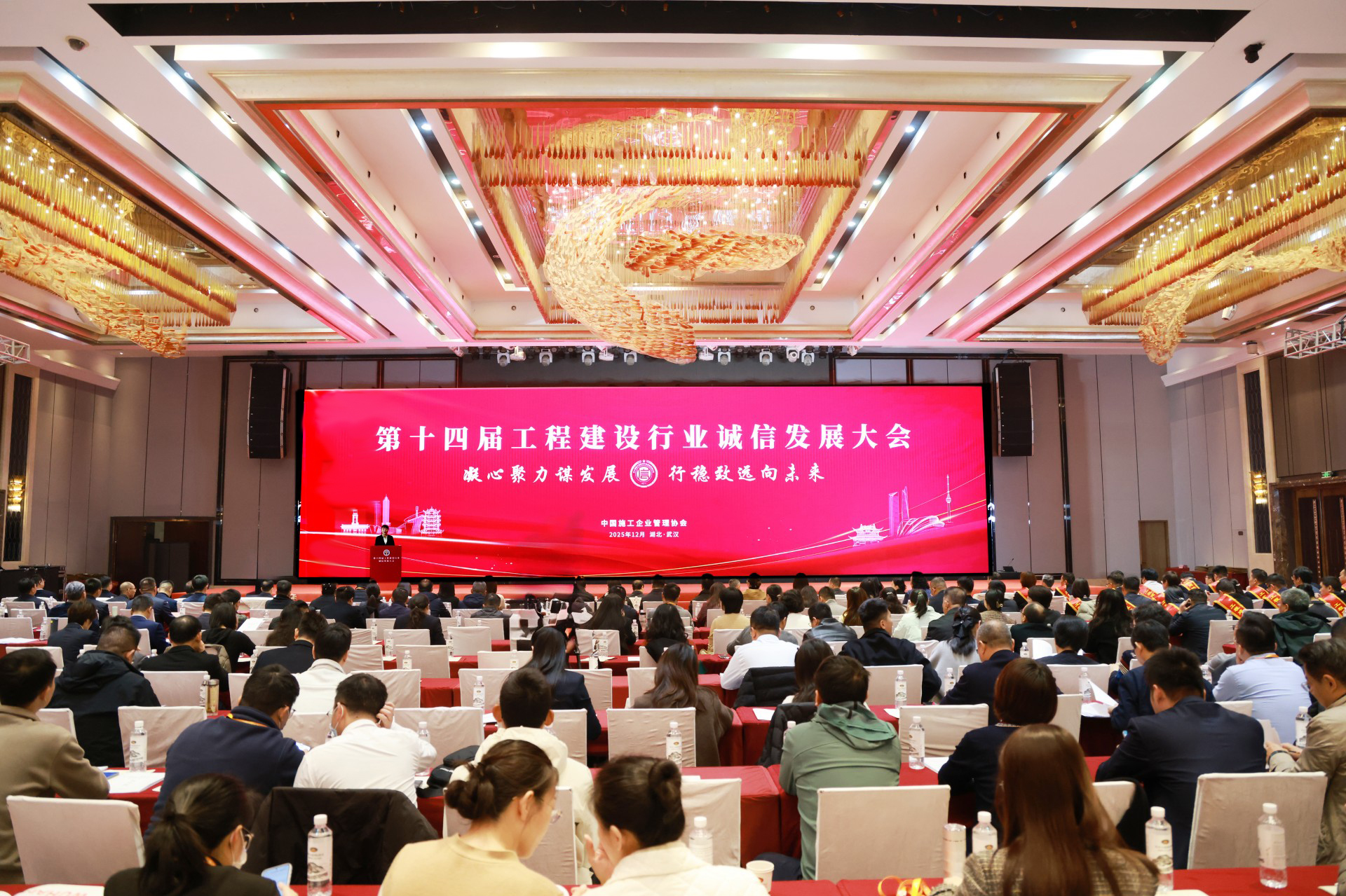 9760bcd8216249f5aa50e64126e99e7a.jpg
